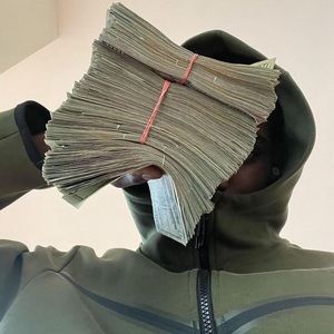 Meet your Posher, Mari